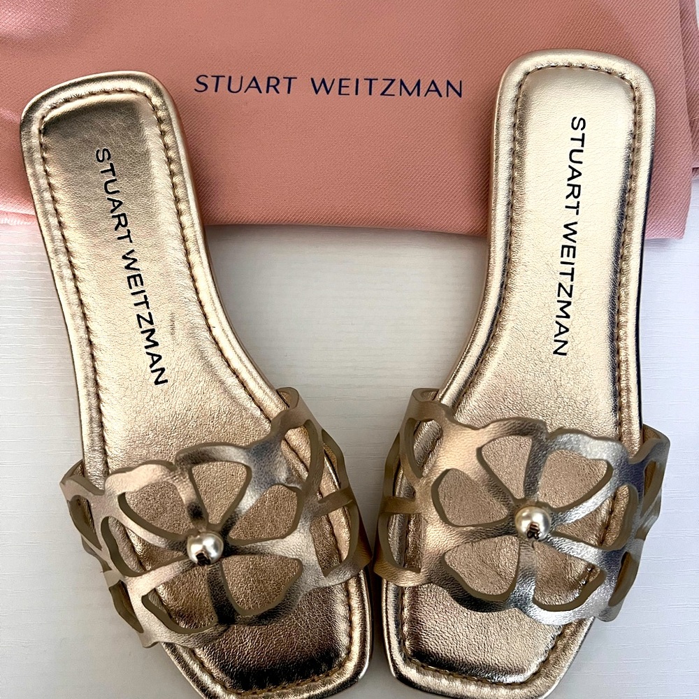 New sandals never worn out before. Super cute for spring and summer.